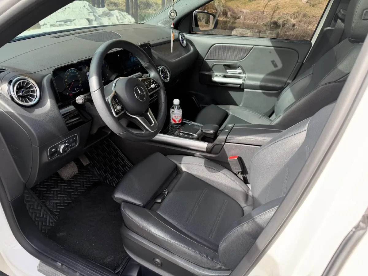 2022 Mercedes-Benz GLA Class 1.3T 163HP L4 7DCT,autocango,china used car exporter,china ev exporter,chinese used car exporter,chinese used ev exporter