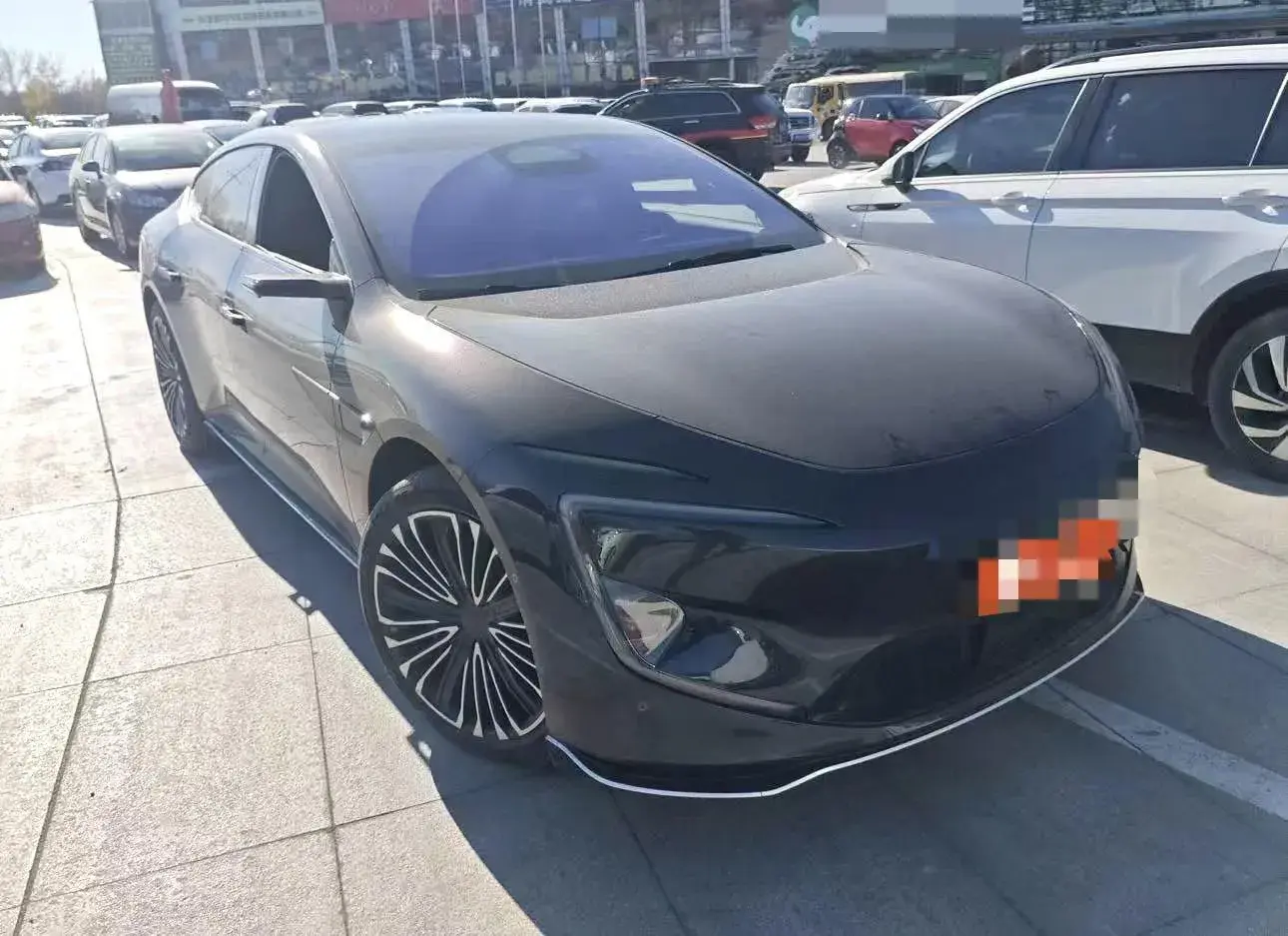 2025 AVATR 12 thumbnail 2