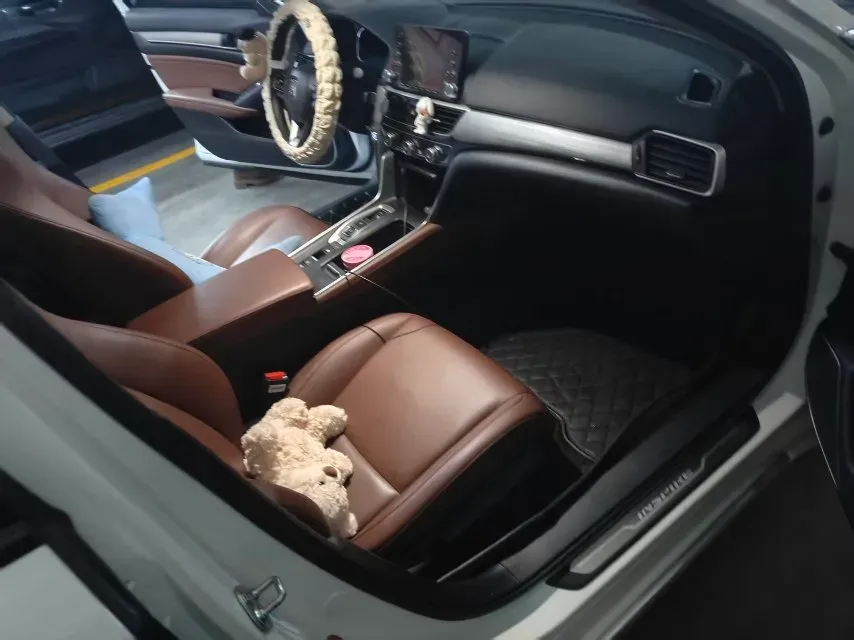 2019 Honda Inspire 2.0L 146HP L4 E-CVT Hybrid,autocango,china used car exporter,china ev exporter,chinese used car exporter,chinese used ev exporter