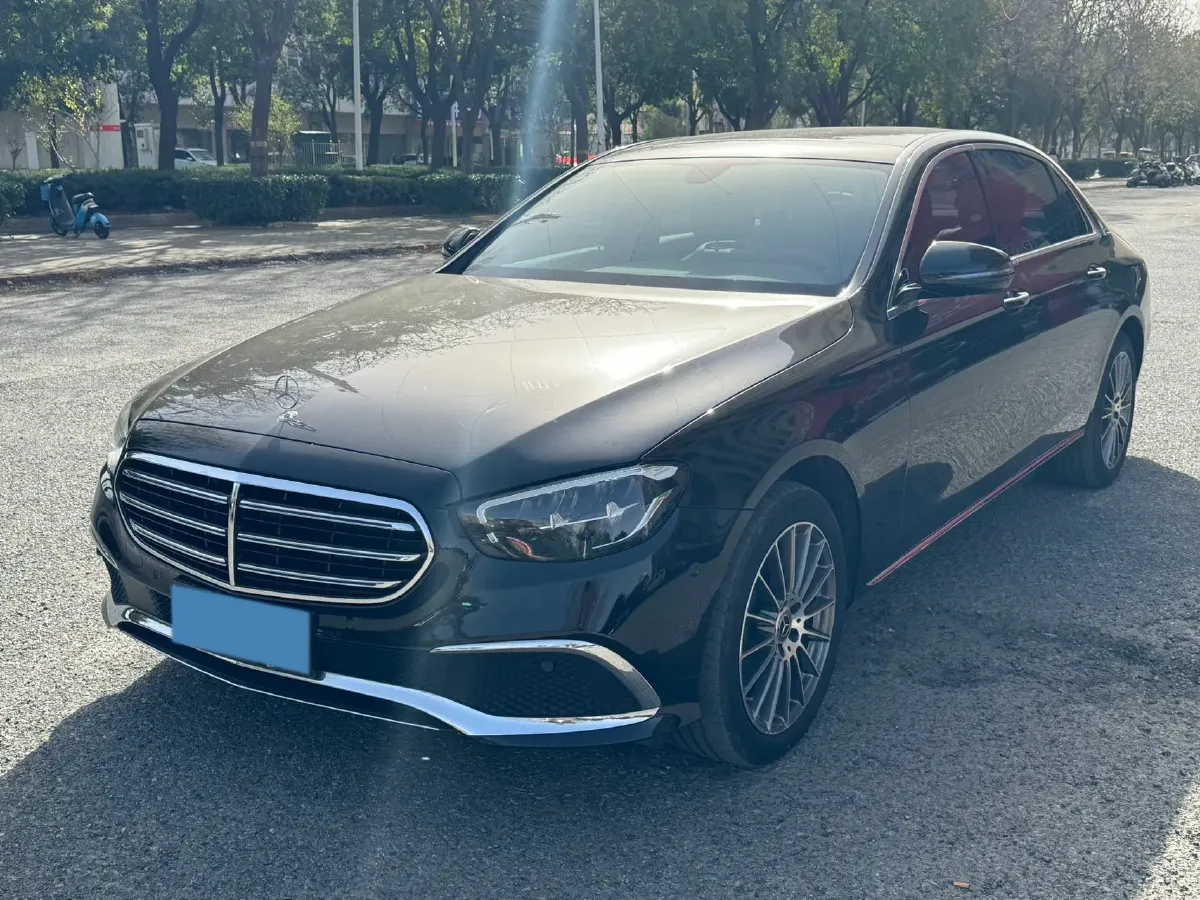 2022 Mercedes-Benz E Class 2.0T 197HP L4 9AT,autocango,china used car exporter,china ev exporter,chinese used car exporter,chinese used ev exporter