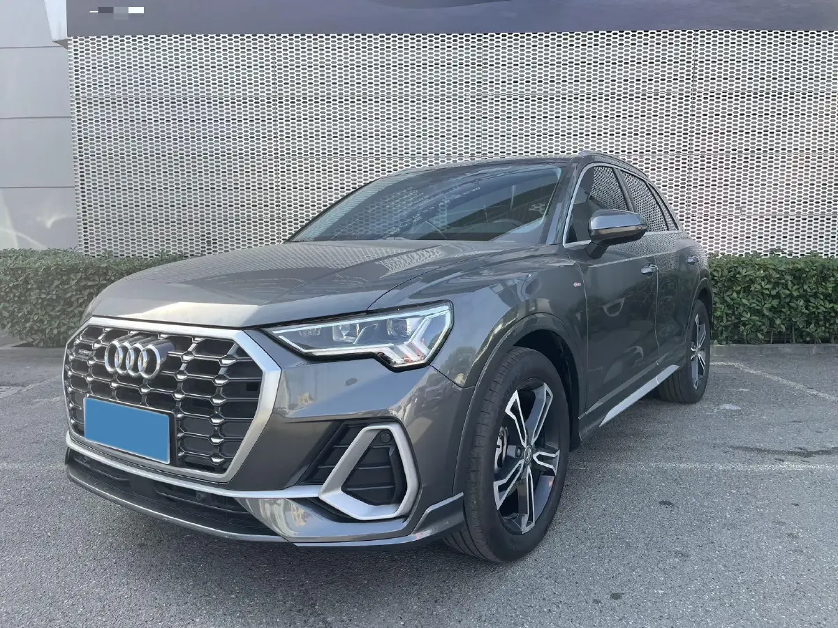 2020 Audi Q3 2.0T 220HP L4 7DCT
