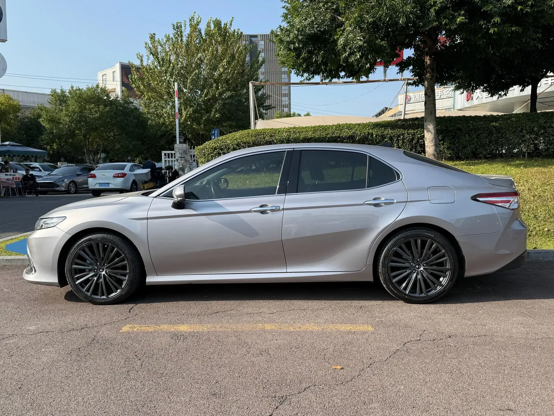 2021 TOYOTA CAMRY thumbnail 2