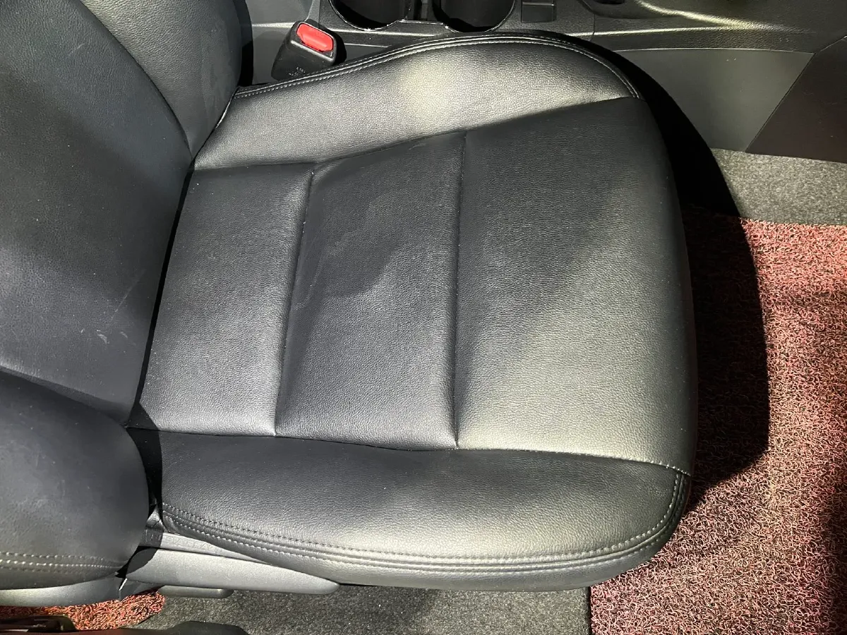 2020 Toyota Corolla Hybird E+ 1.8L 99HP L4 E-CVT PHEV 10.5KWH,autocango,china used car exporter,china ev exporter,chinese used car exporter,chinese used ev exporter