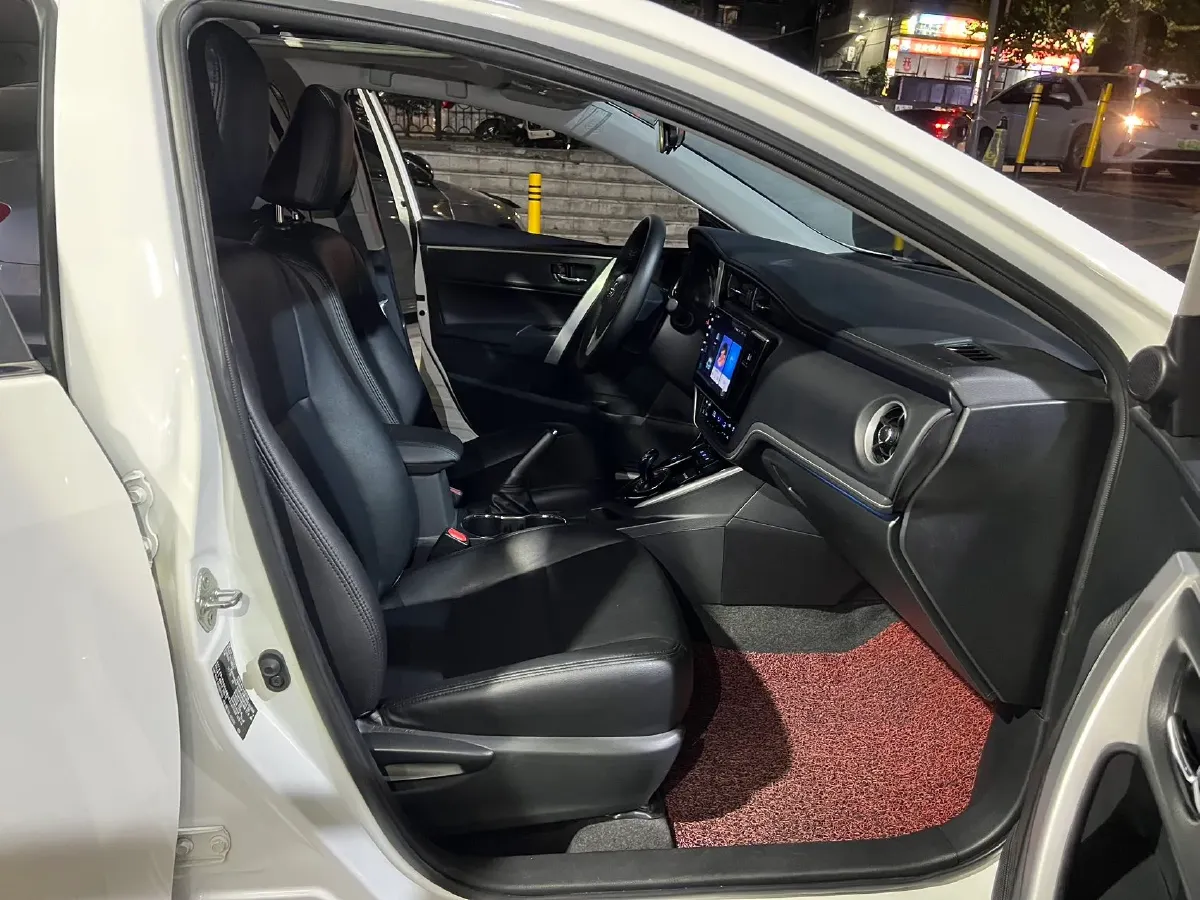 2020 Toyota Corolla Hybird E+ 1.8L 99HP L4 E-CVT PHEV 10.5KWH,autocango,china used car exporter,china ev exporter,chinese used car exporter,chinese used ev exporter