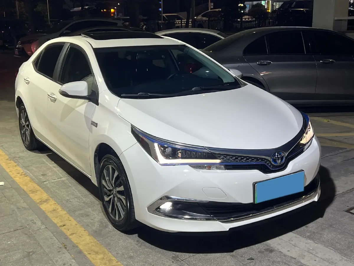 2020 Toyota Corolla Hybird E+ 1.8L 99HP L4 E-CVT PHEV 10.5KWH,autocango,china used car exporter,china ev exporter,chinese used car exporter,chinese used ev exporter