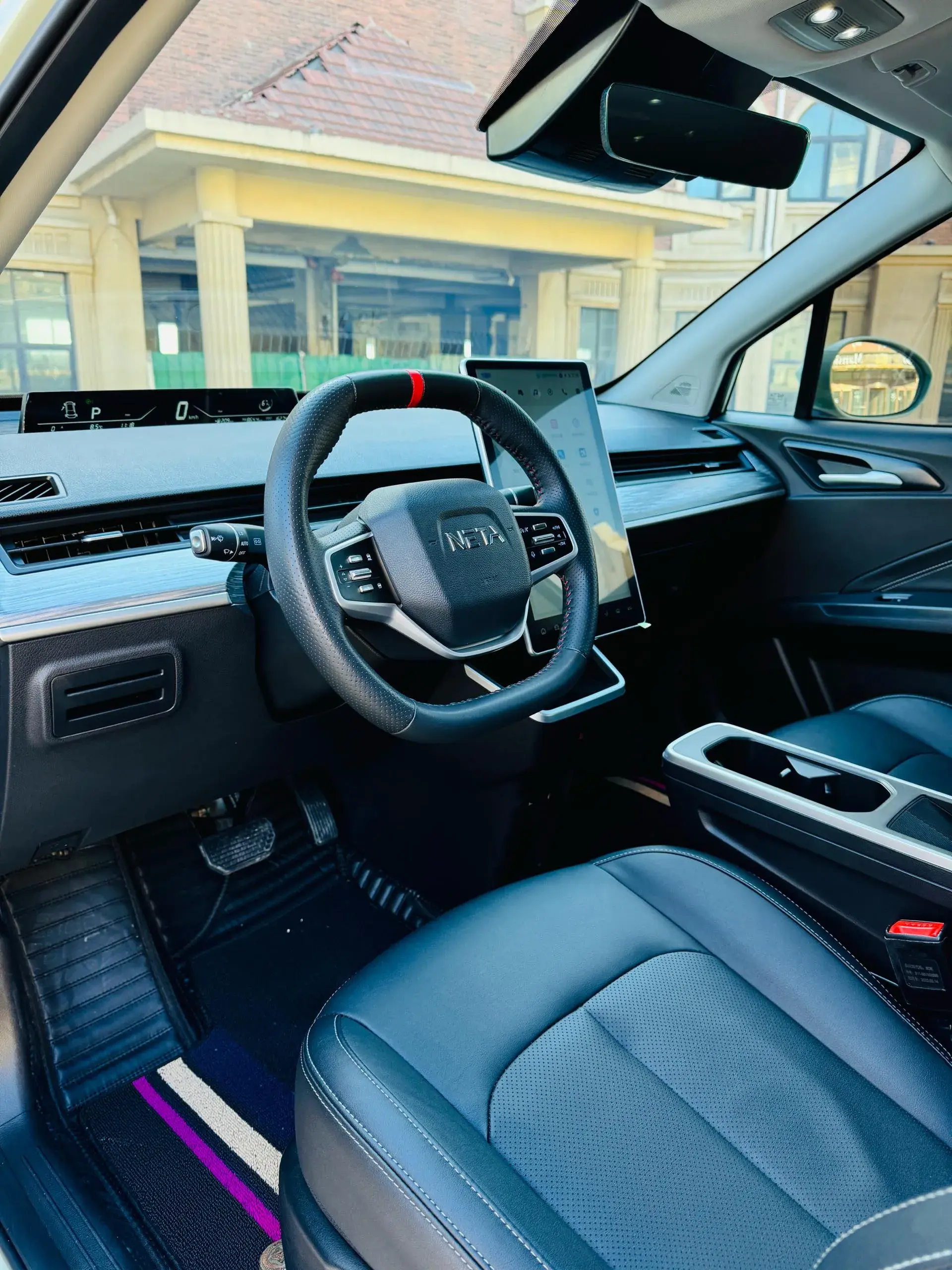 2023 NETA AYA thumbnail 4