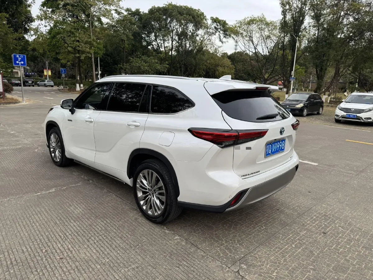 2023 Toyota Highlander 2.5L 189HP L4 E-CVT Hybrid,autocango,china used car exporter,china ev exporter,chinese used car exporter,chinese used ev exporter