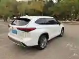 2023 Toyota Highlander 2.5L 189HP L4 E-CVT Hybrid