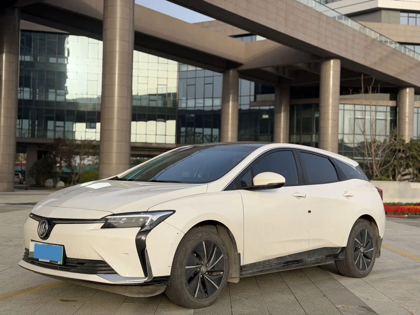 2023 BUICK VELITE view 1