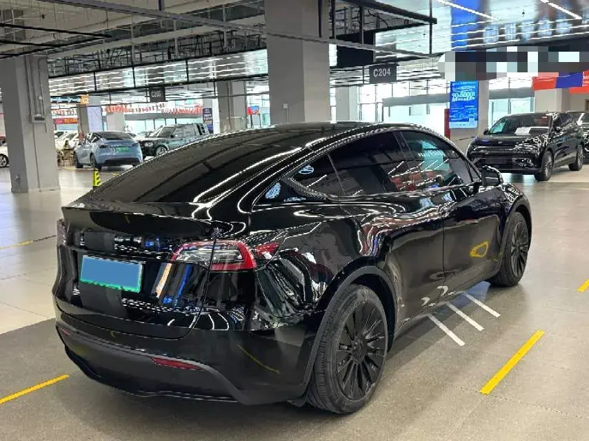 2022 TESLA MODEL thumbnail 2