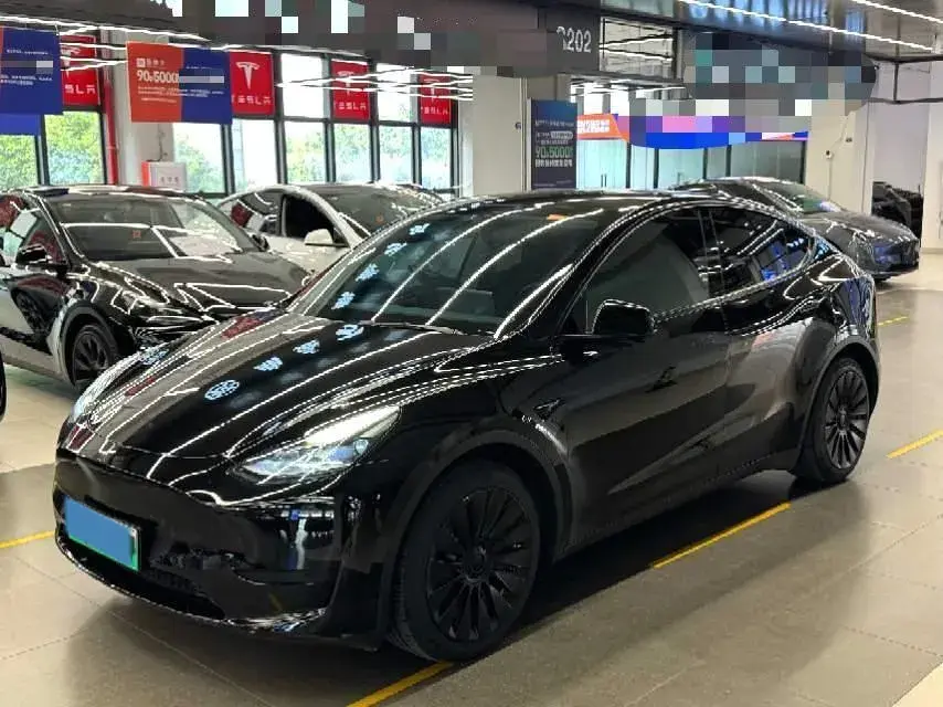 2022 Tesla Model Y BEV 60KWH