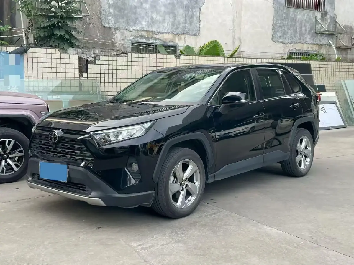 2020 Toyota RAV4 2.0L 171HP L4 CVT