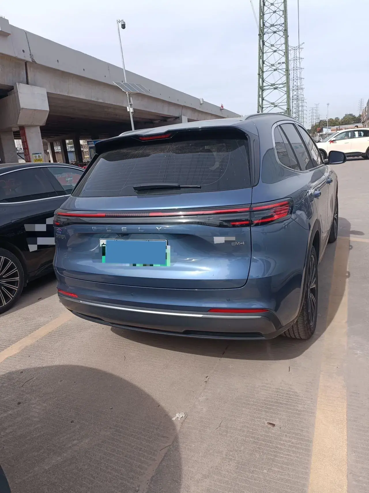 2025 GEELY GALAXY thumbnail 2