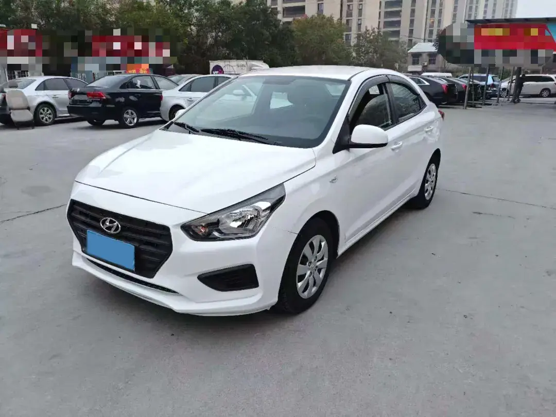 2017 Hyundai Reina 1.4L 95HP L4 5MT