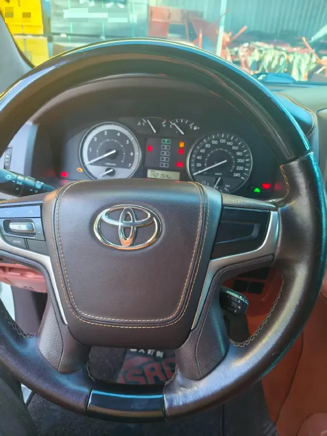 2015 Toyota Land Cruiser 4.6L 310HP V8 6AT,autocango,china used car exporter,china ev exporter,chinese used car exporter,chinese used ev exporter