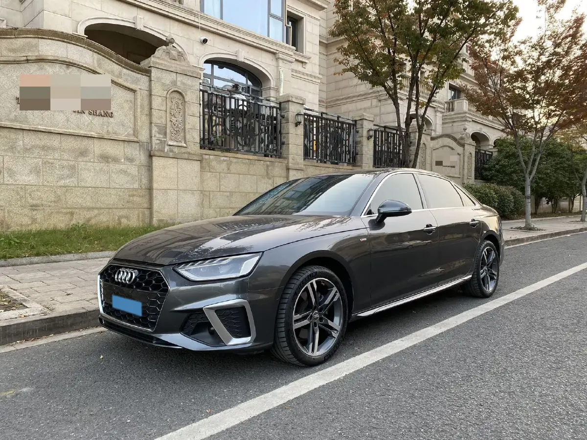 2020 Audi A4L 2.0T 190HP L4 7DCT