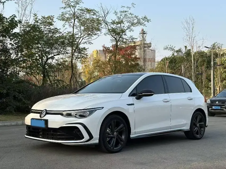 2023 Volkswagen Golf 1.4T 150HP L4 7DCT