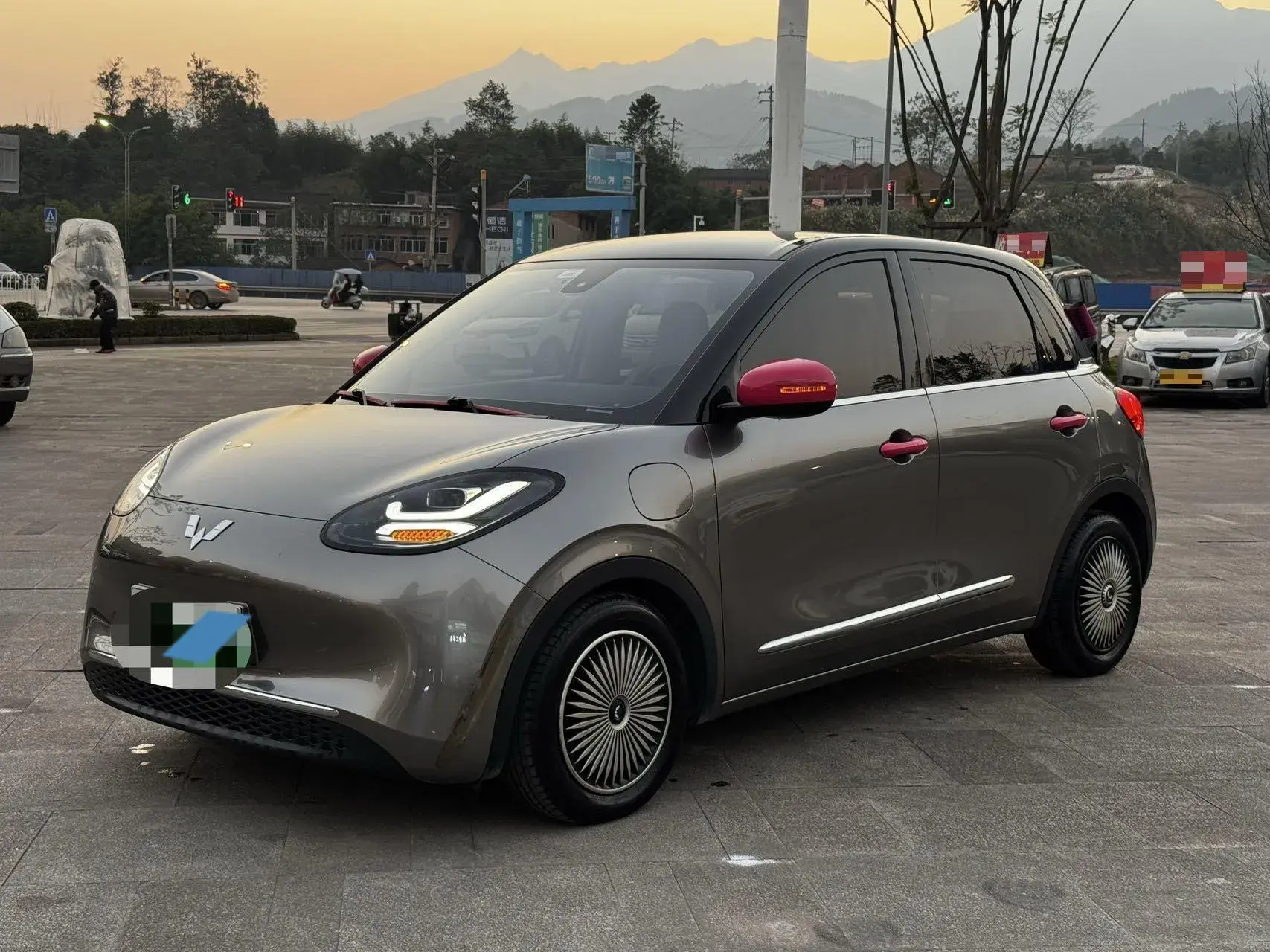 2023 WULING BINGUO view 1