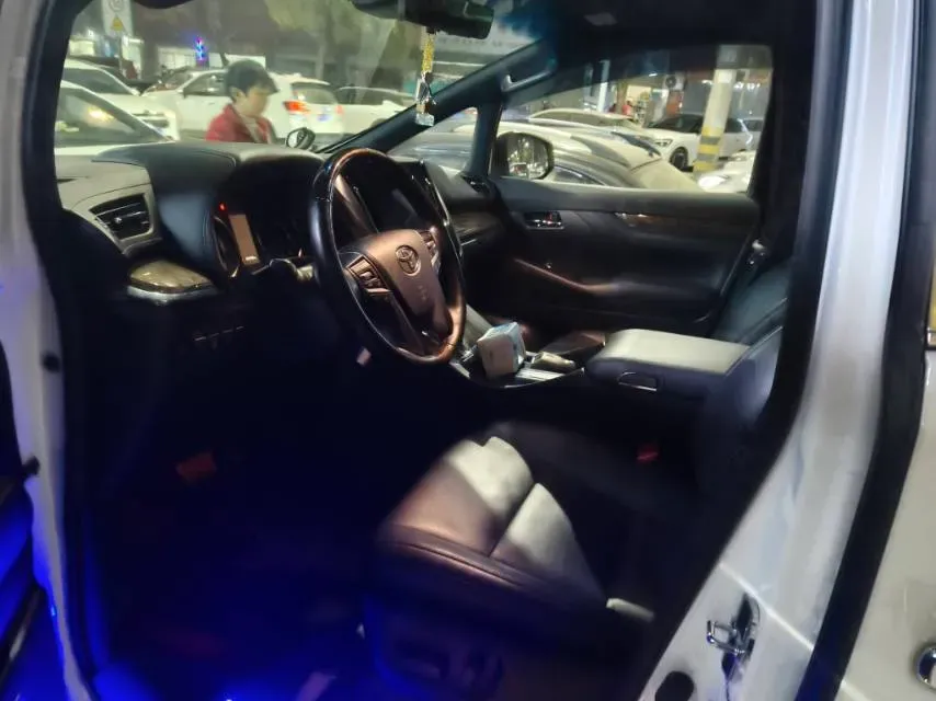 2021 Toyota Vellfire 2.5L 117HP L4 E-CVT Hybrid,autocango,china used car exporter,china ev exporter,chinese used car exporter,chinese used ev exporter