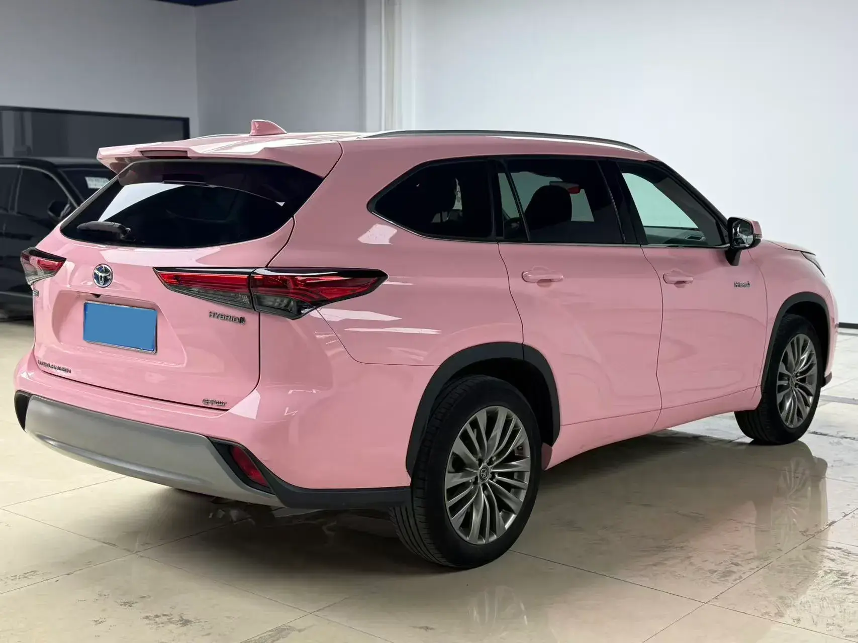 2022 TOYOTA HIGHLANDER thumbnail 4