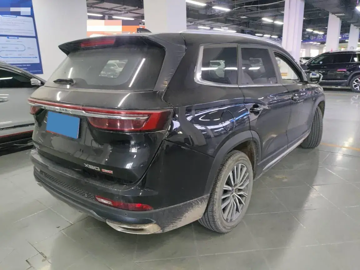 2023 JETOUR X90 thumbnail 2