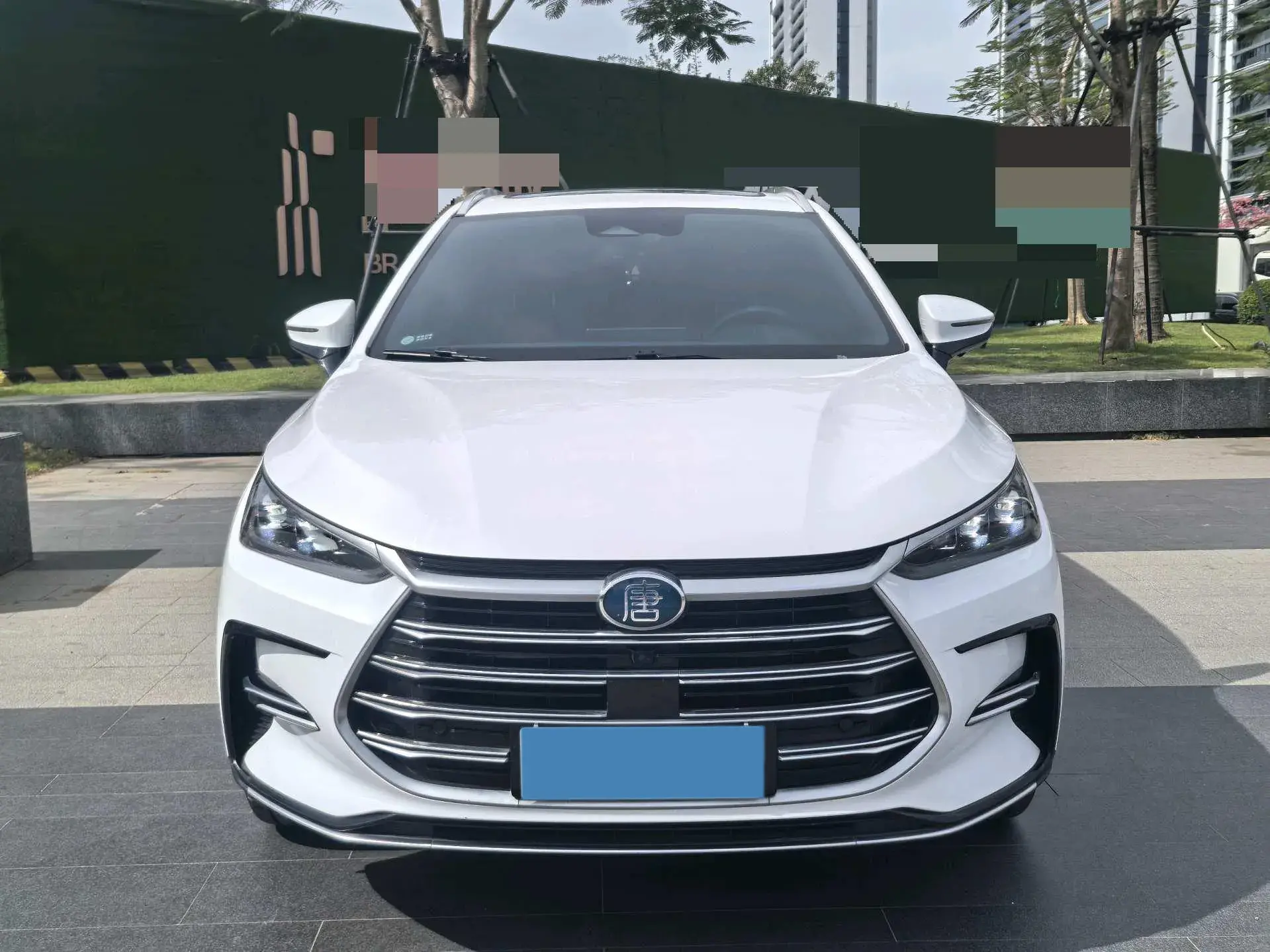 2021 BYD TANG thumbnail 2