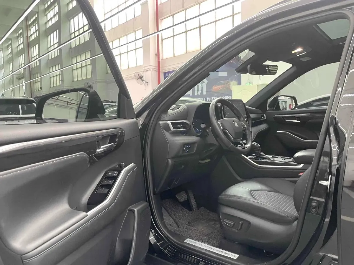 2022 Toyota Crown Kluger 2.5L 192HP L4 E-CVT Hybrid,autocango,china used car exporter,china ev exporter,chinese used car exporter,chinese used ev exporter