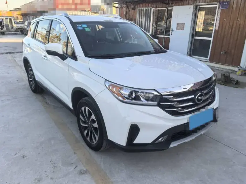 2018 GAC TRUMPCHI thumbnail 3