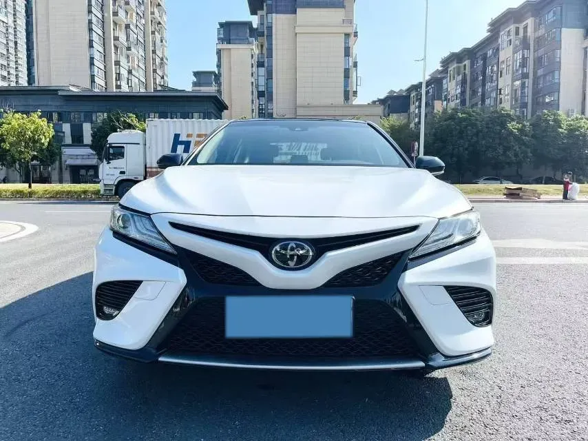 2019 Toyota Camry 2.5L 209HP L4 8AT,autocango,china used car exporter,china ev exporter,chinese used car exporter,chinese used ev exporter