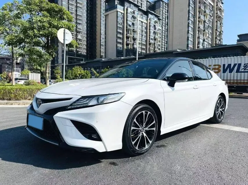 2019 Toyota Camry 2.5L 209HP L4 8AT,autocango,china used car exporter,china ev exporter,chinese used car exporter,chinese used ev exporter