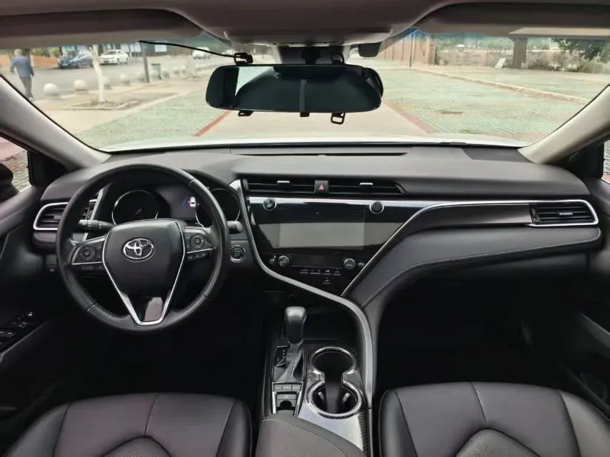 2019 Toyota Camry 2.5L 209HP L4 8AT,autocango,china used car exporter,china ev exporter,chinese used car exporter,chinese used ev exporter