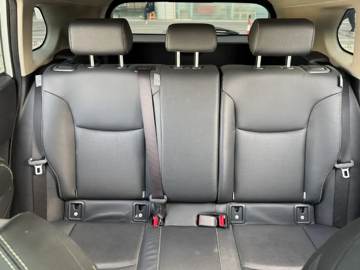 2023 Toyota Frontlander 2.0L 152HP L4 E-CVT Hybrid,autocango,china used car exporter,china ev exporter,chinese used car exporter,chinese used ev exporter