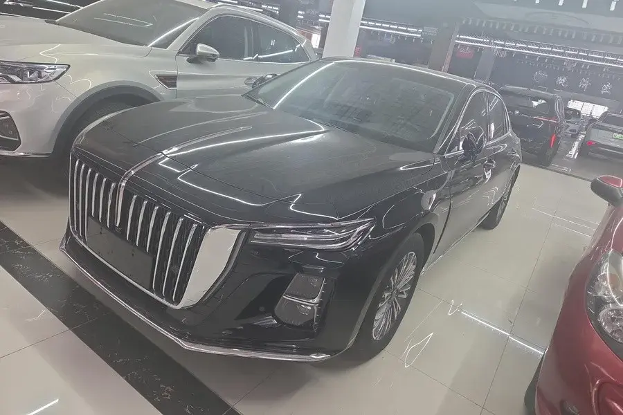 2024 HongQi H5 2.0T 224HP L4 8AT