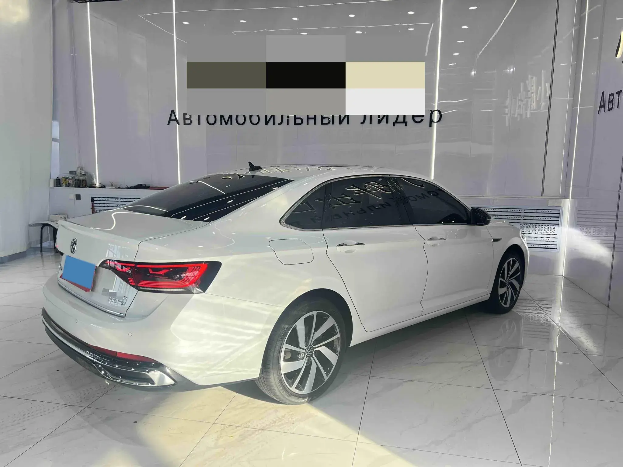 2023 VOLKSWAGEN SAGITAR thumbnail 3