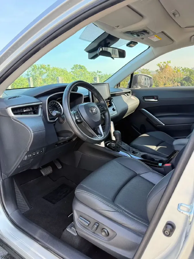 2023 Toyota Frontlander 2.0L 171HP L4 CVT,autocango,china used car exporter,china ev exporter,chinese used car exporter,chinese used ev exporter