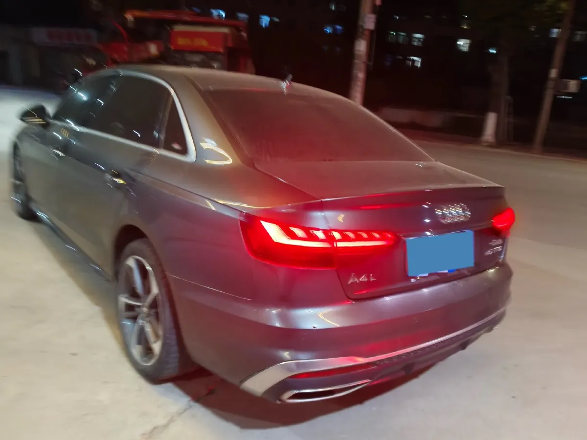 2020 Audi A4L 2.0T 150HP L4 7DCT,autocango,china used car exporter,china ev exporter,chinese used car exporter,chinese used ev exporter