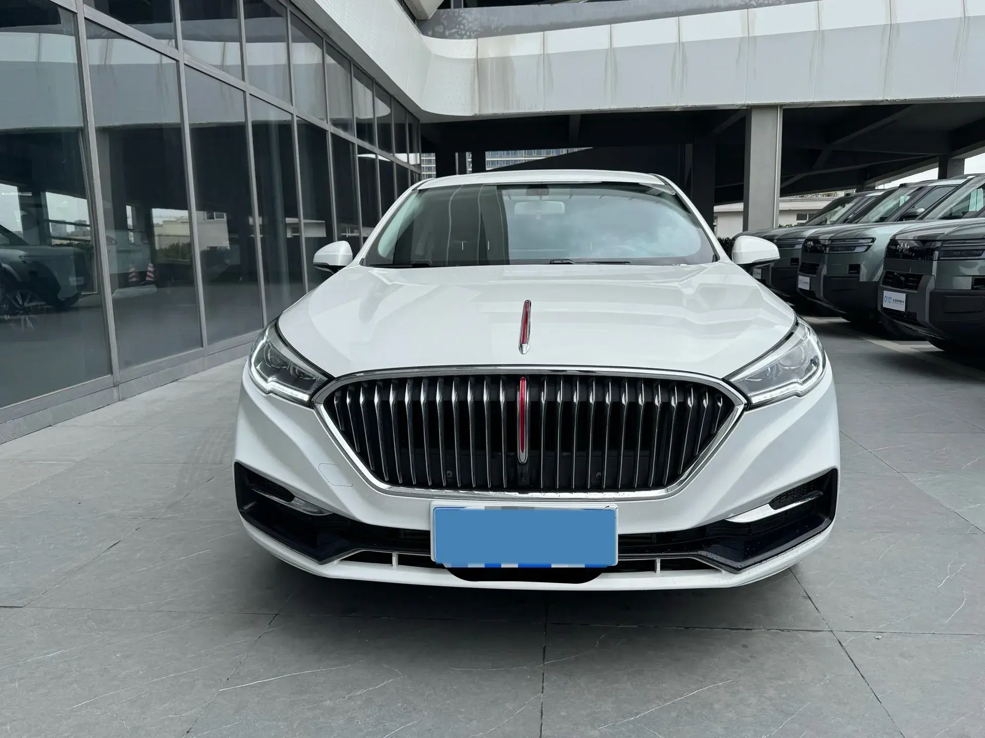 2022 HONGQI H5 thumbnail 2