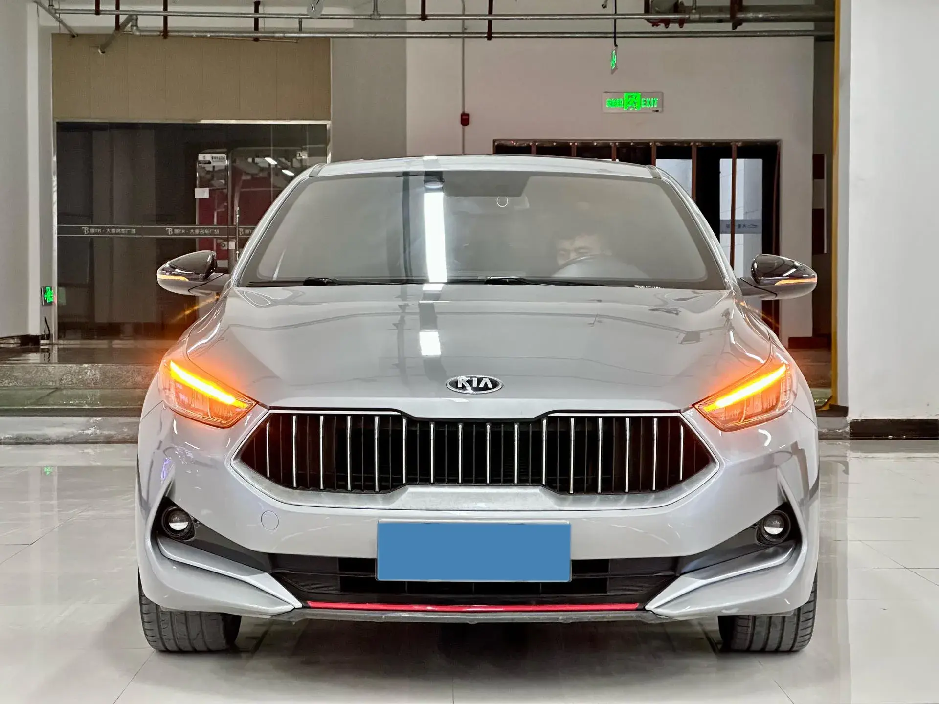 2019 KIA K3 thumbnail 2