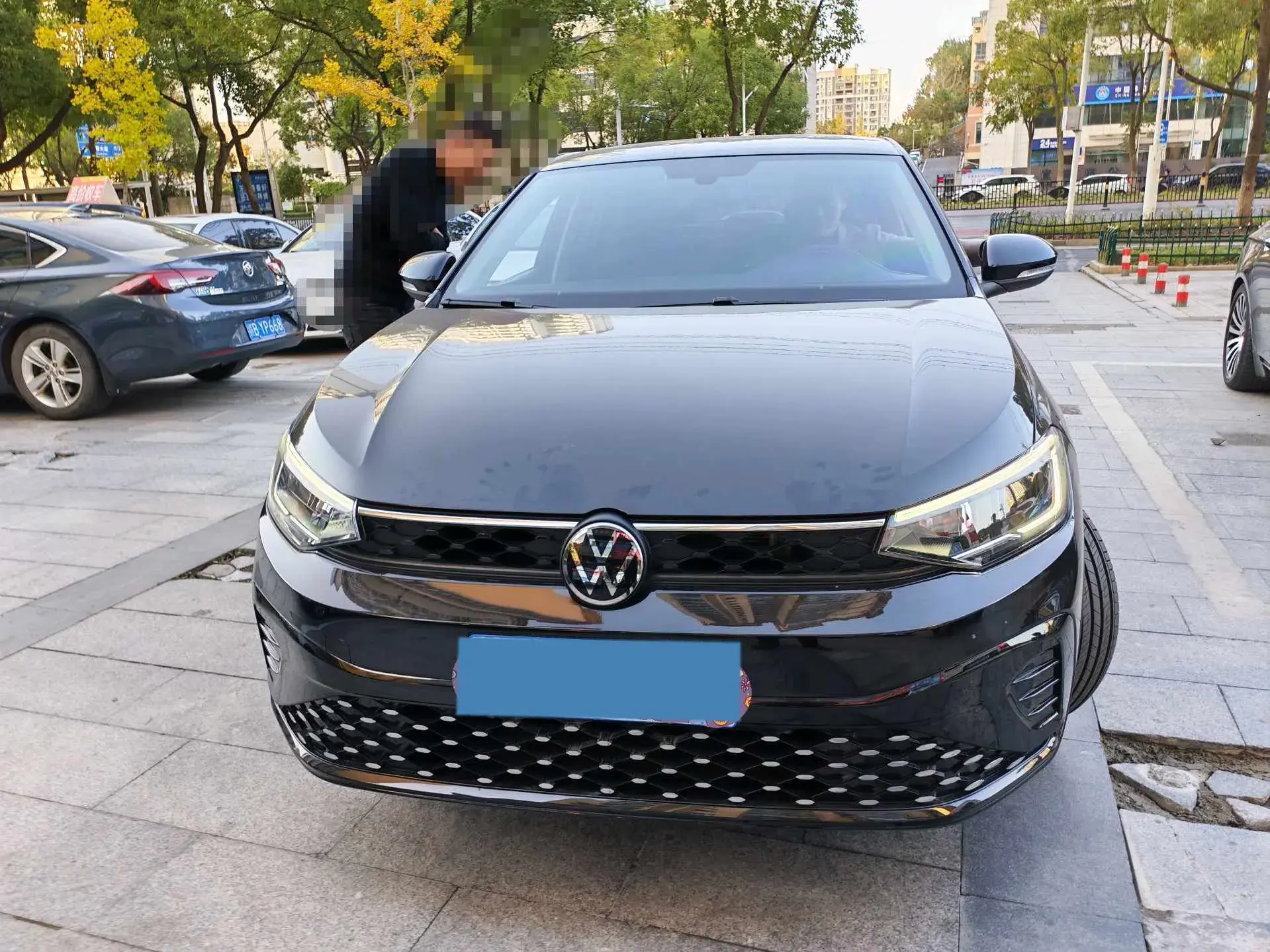 2025 VOLKSWAGEN LAVIDA thumbnail 2