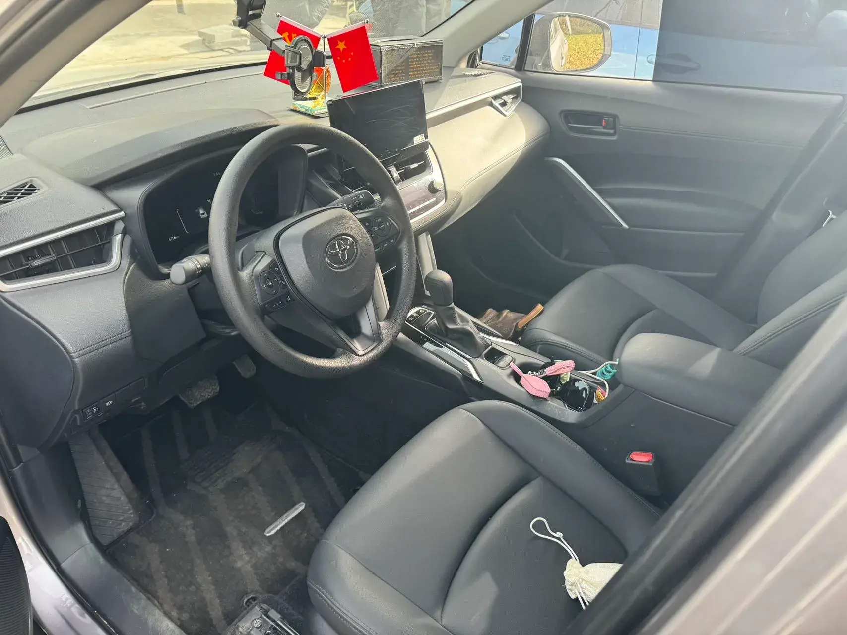 2024 TOYOTA COROLLA thumbnail 4