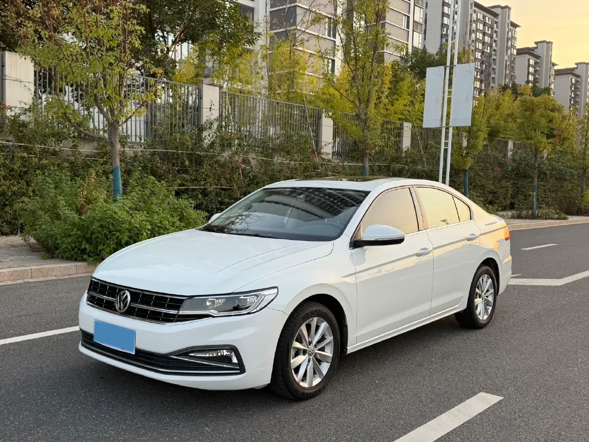 2019 Volkswagen Bora 1.5L 116HP L4 6AT