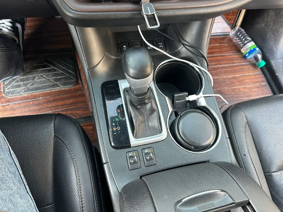 2018 Toyota Highlander 2.0T 220HP L4 6AT,autocango,china used car exporter,china ev exporter,chinese used car exporter,chinese used ev exporter