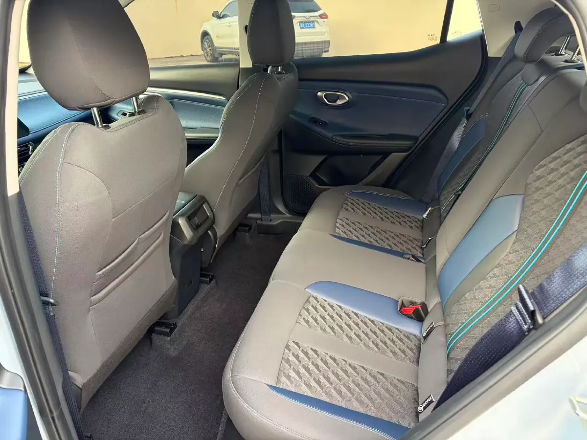 2023 GAC Trumpchi GS3 1.5T 177HP L4 7DCT,autocango,china used car exporter,china ev exporter,chinese used car exporter,chinese used ev exporter