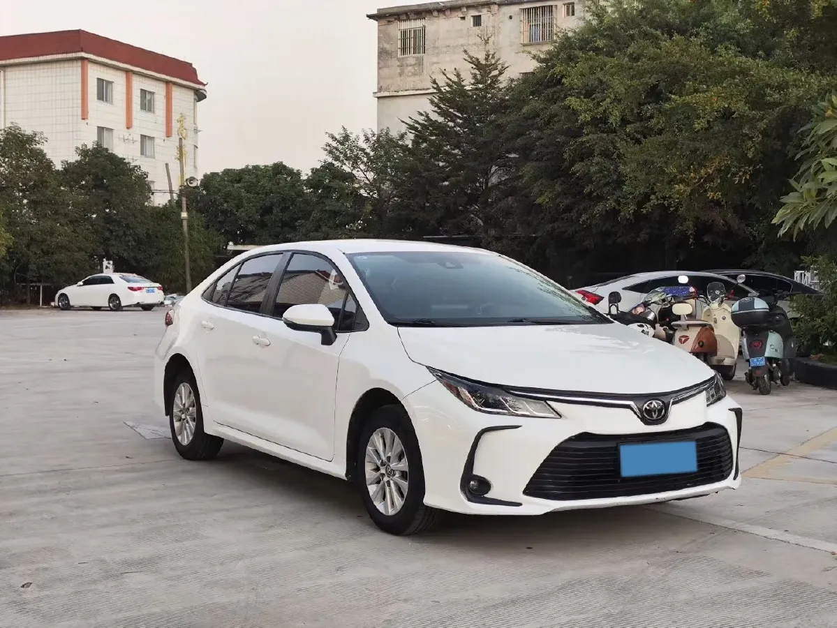 2021 Toyota Corolla 1.2T 116HP L4 CVT,autocango,china used car exporter,china ev exporter,chinese used car exporter,chinese used ev exporter