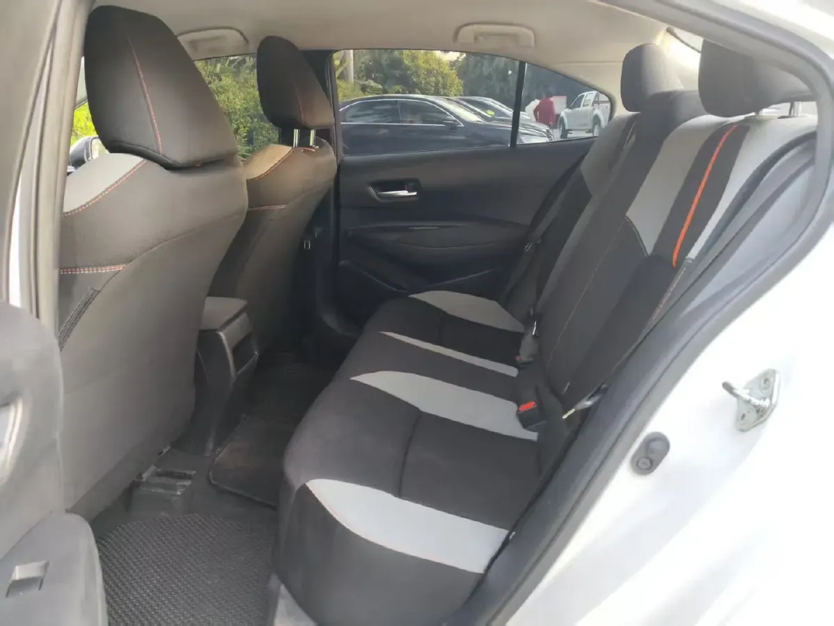 2021 Toyota Corolla 1.2T 116HP L4 CVT,autocango,china used car exporter,china ev exporter,chinese used car exporter,chinese used ev exporter