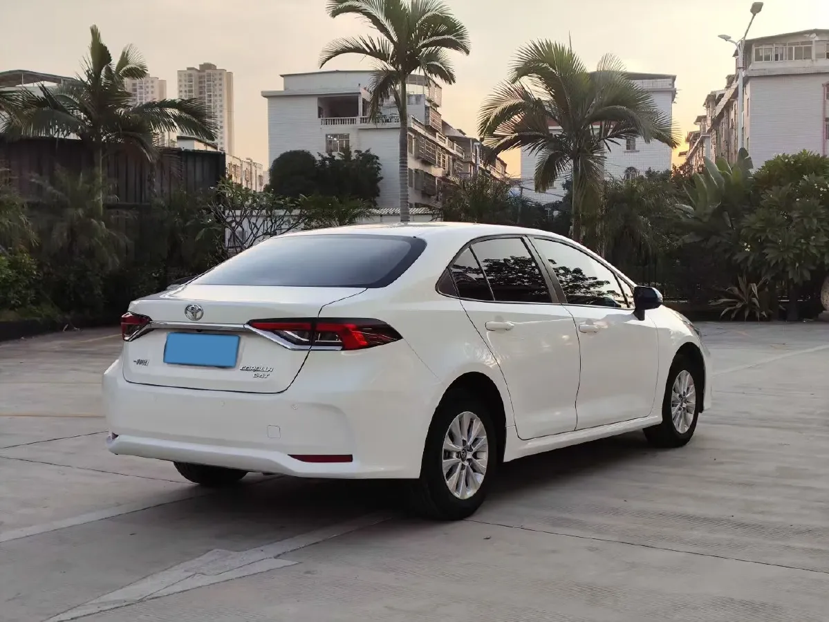 2021 Toyota Corolla 1.2T 116HP L4 CVT,autocango,china used car exporter,china ev exporter,chinese used car exporter,chinese used ev exporter