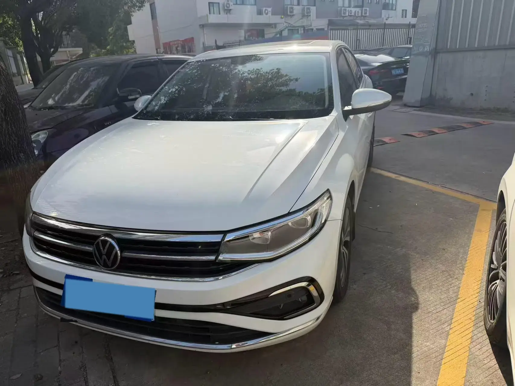 2023 VOLKSWAGEN BORA view 1