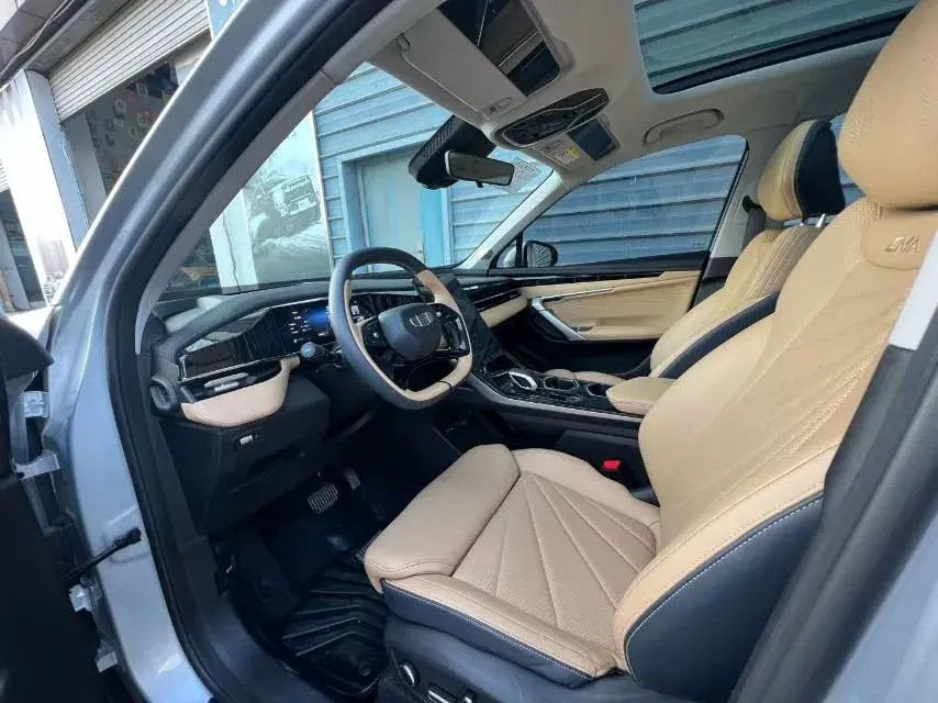 2023 GEELY STARRAY thumbnail 4