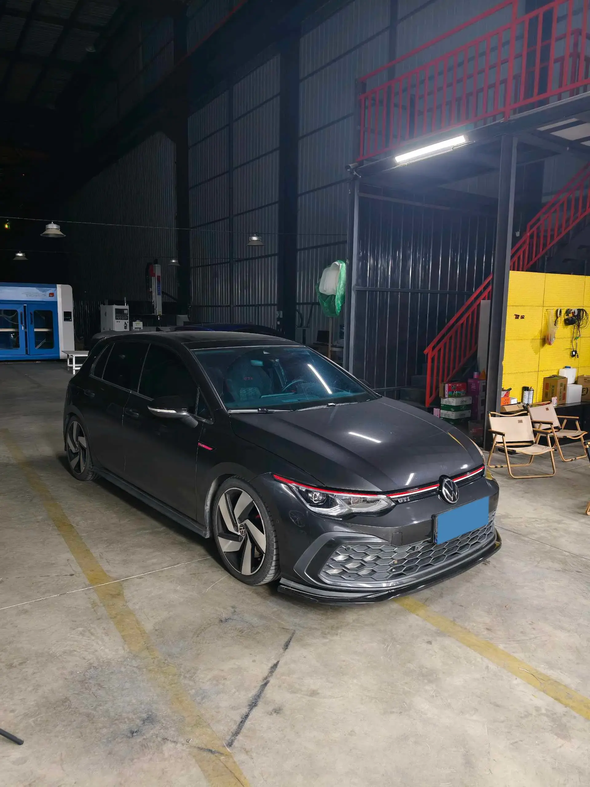 2021 VOLKSWAGEN GOLFGTI thumbnail 3