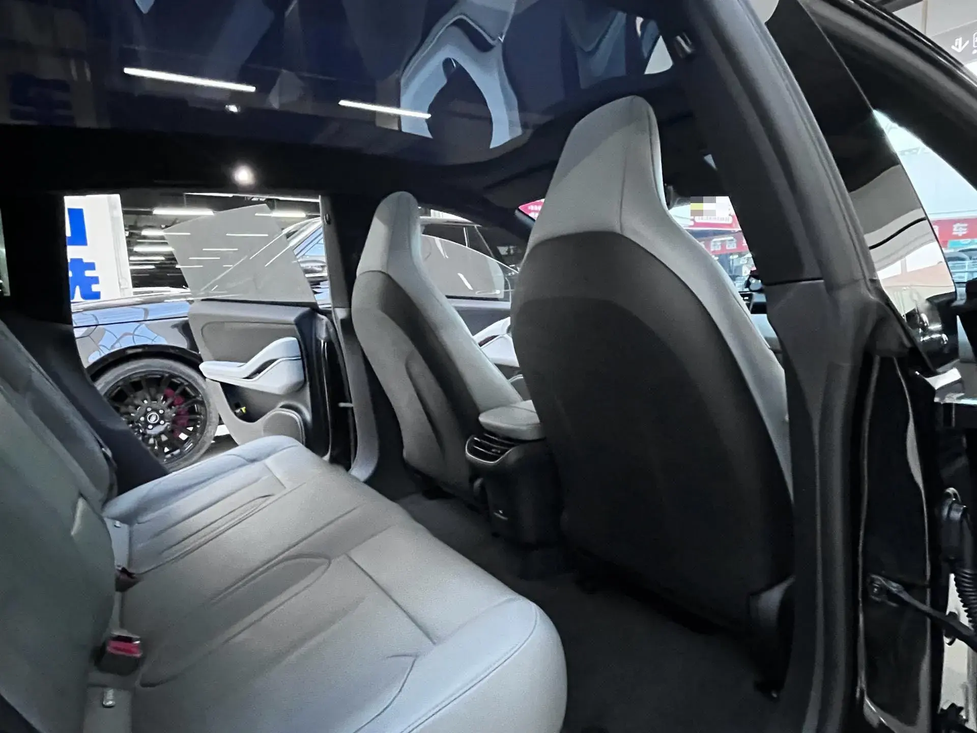 2023 NIO ET5T thumbnail 4